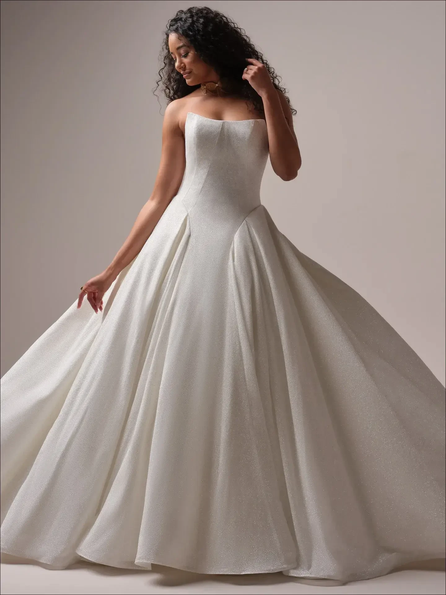 The Ultimate Bridal Style Guide: How to Choose a Dress That Reflects Your Personality Image