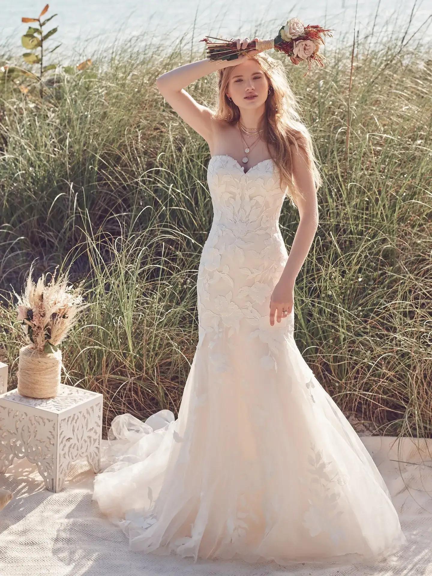 From Vintage to Contemporary: Lace Wedding Dress Styles to Inspire You Image