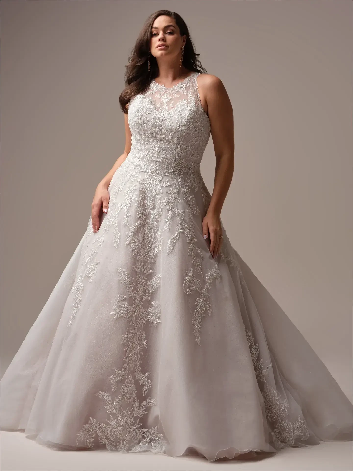 From Curve to Classic: Curvy &amp; Standard-Size Bridal Gowns Available at Loretta Bridal Boutique Image