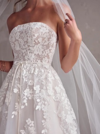 Maggie Sottero Avalon #15 thumbnail