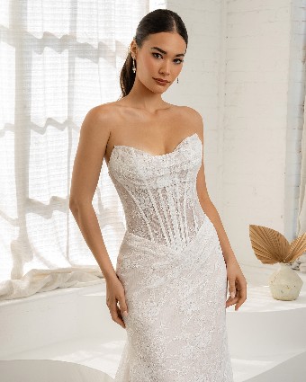 Kitty Chen Francia #2 thumbnail