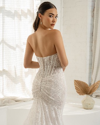 Kitty Chen Francia #4 thumbnail